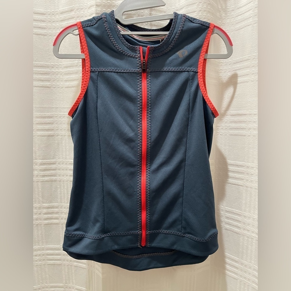 Pearl Izumi cycling vest running vest zip up, pockets